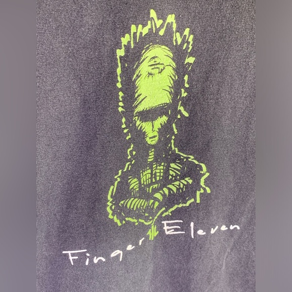 Y2K finger eleven graphic shirt - Picture 2 of 6